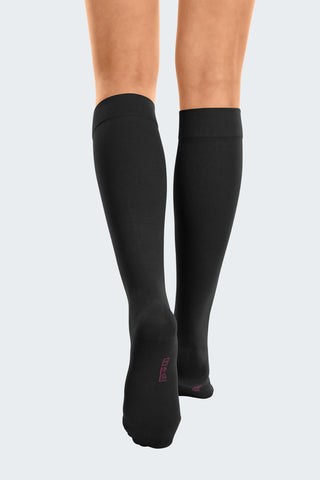 Cotton CC1 Below Knee Closed Toe Black Size II