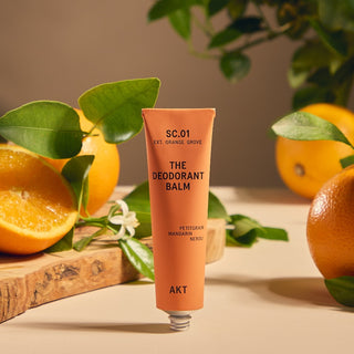 SC.01 EXT. Orange Grove 50ml