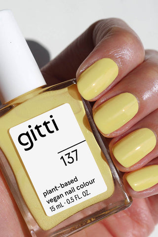 Nail Varnish 137 Uplifting Yellow 15ml