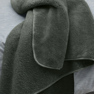 Merino Knit Reversible Fleece Throw - Olive Grove