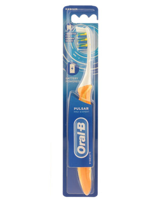 ORAL-B Pro-Expert Pulsar Toothbrush 35 medium